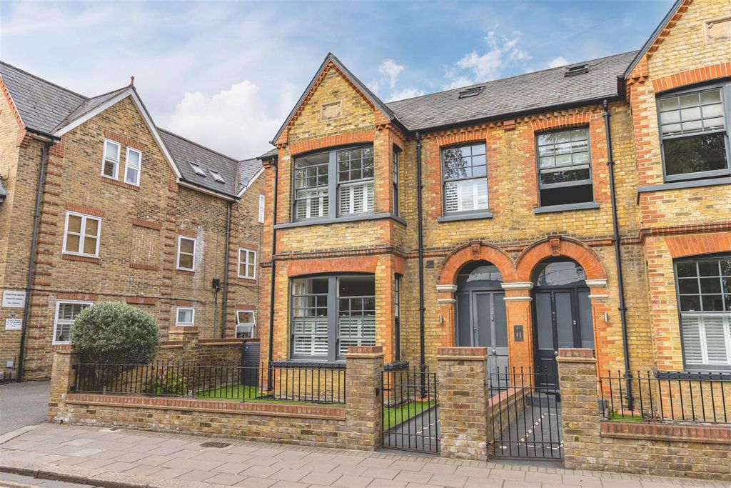 Additional image 16 of 2 bed maisonette for saleSt. Leonards Road, Windsor SL4
