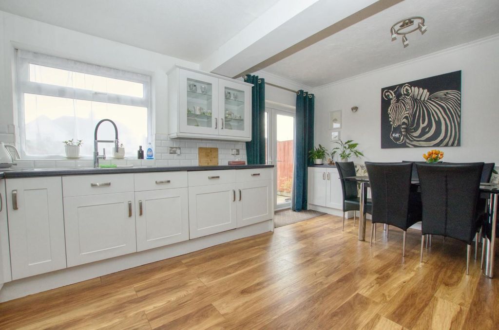 Additional image 9 of 3 bed semi-detached house for saleMowbray Road, Southampton SO19