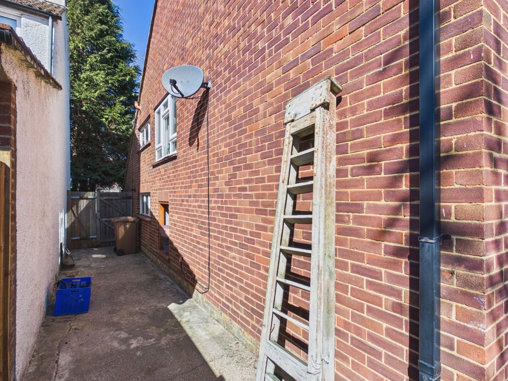 Additional image 31 of 4 bed detached house for saleClockhouse Lane, Ashford, Surrey TW15