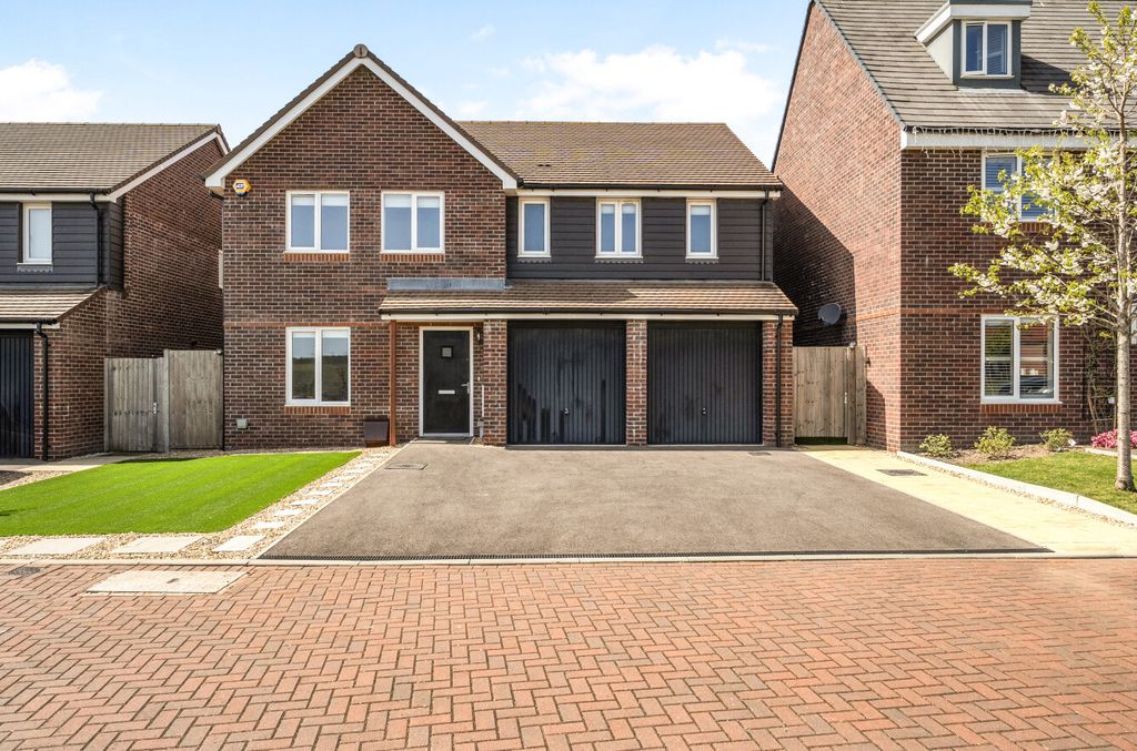 5 bed detached house for saleHarrison Way, Rownhams, Southampton, Hampshire SO16