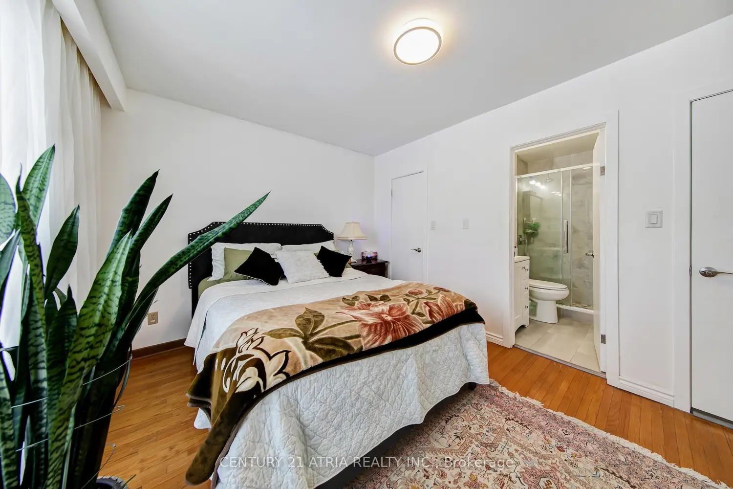 Additional image 10 of 43 Aragon Avenue