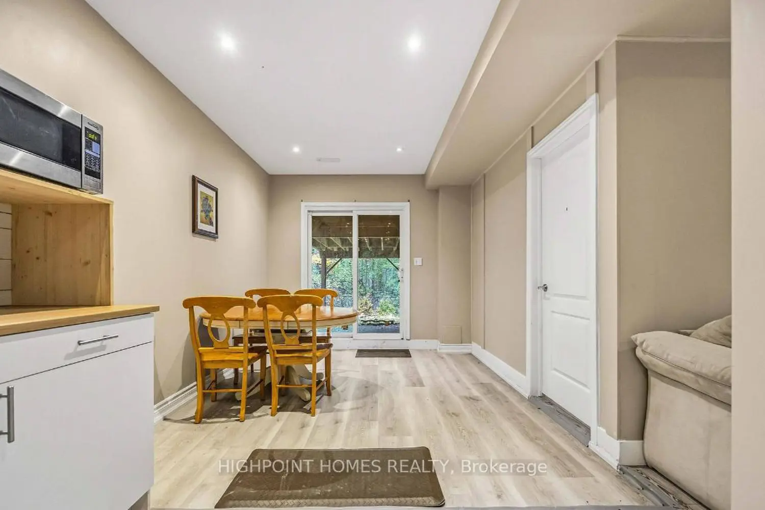 Additional image 14 of 903 Alanbury Crescent