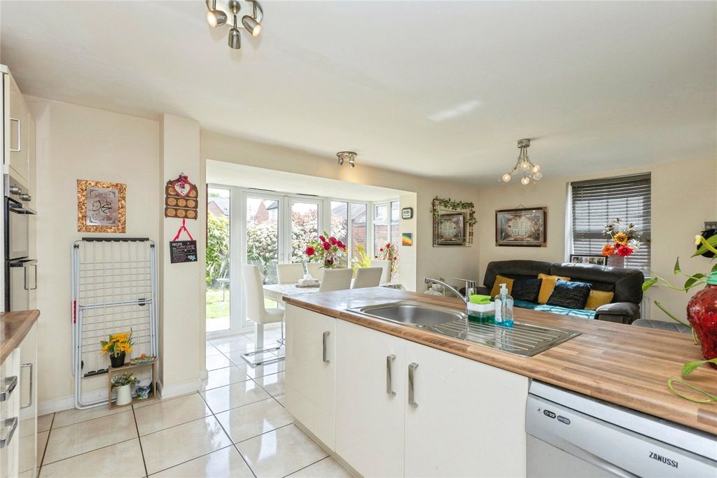 Additional image 2 of 4 bed detached house for saleSlatewalk Way, Glenfield, Leicester LE3