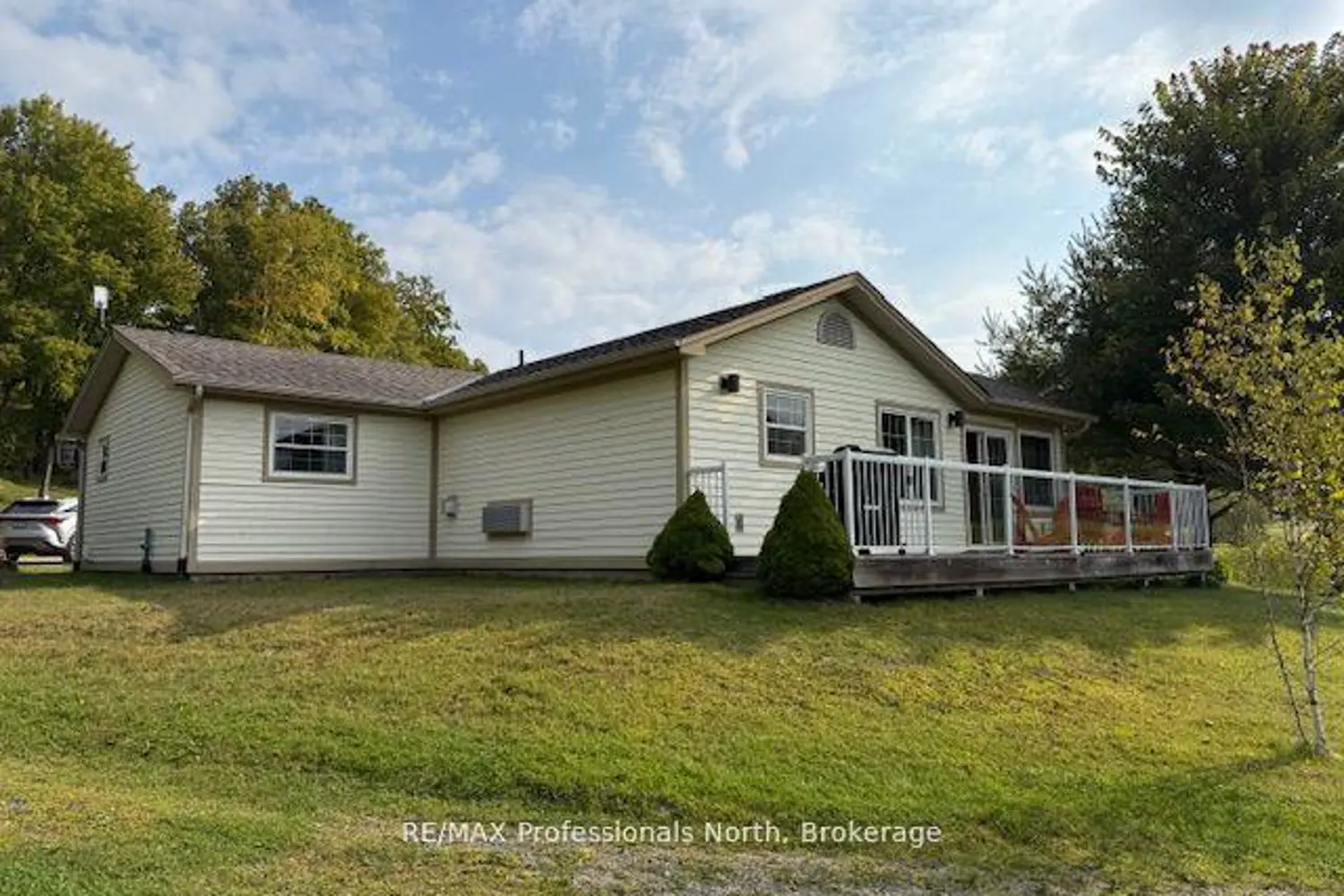 Additional image 2 of 1052 Rat Bay Road 126-5