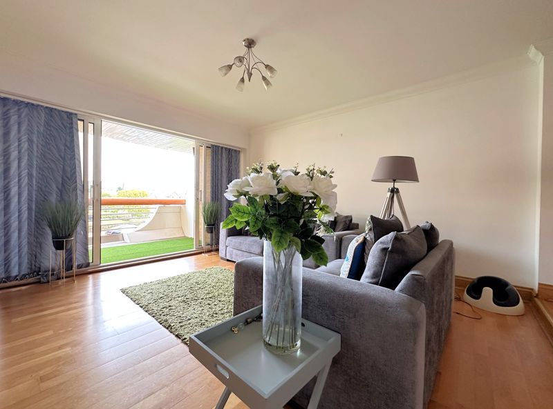 Additional image 6 of 2 bed flat for saleLock Approach, Port Solent PO6