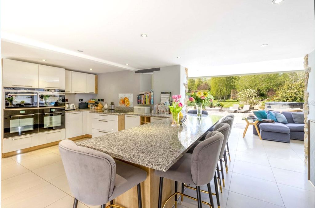 Additional image 2 of 6 bed detached house for saleMain Road, Curbridge, Witney, Oxfordshire OX29