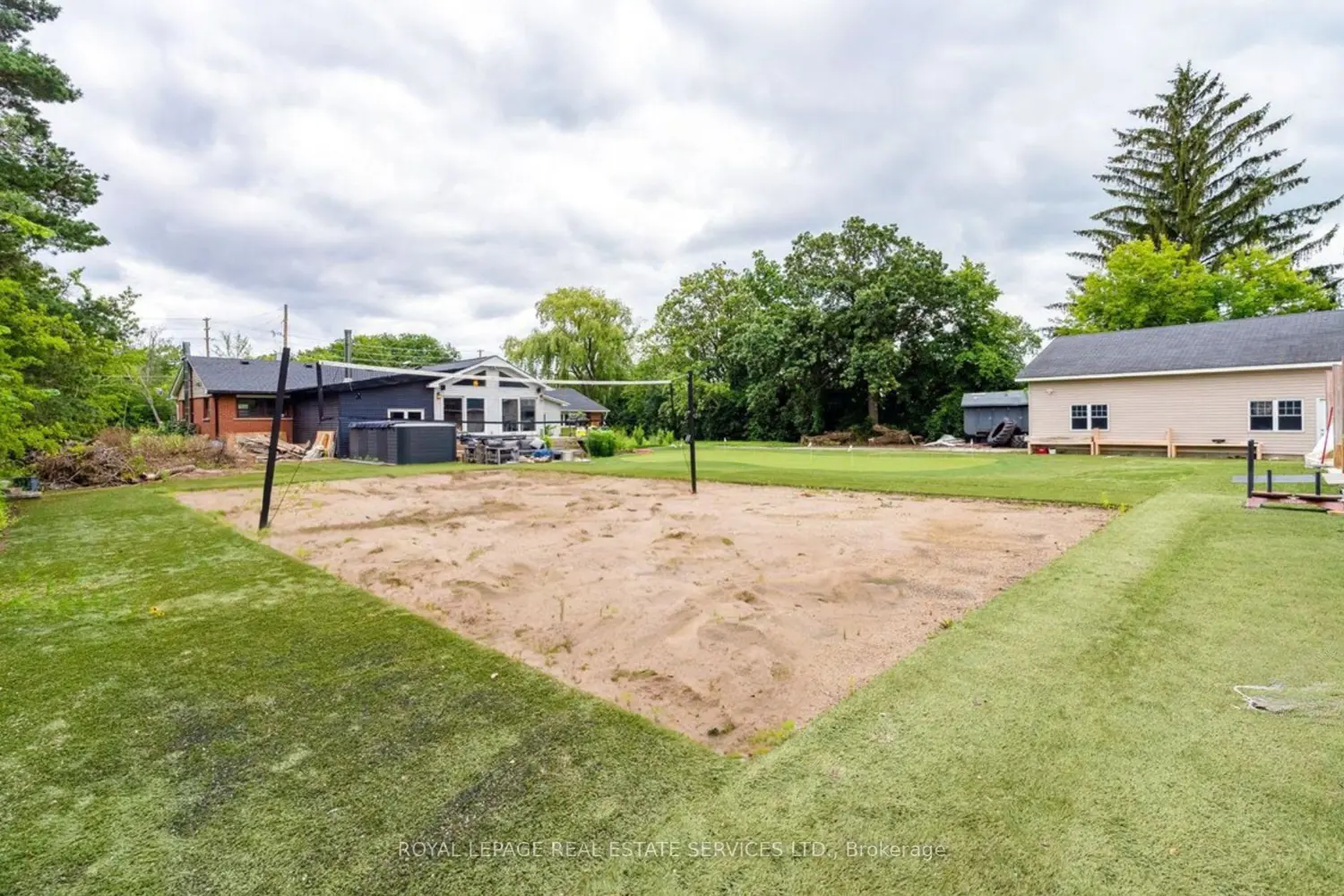Additional image 13 of 1099 Burnhamthorpe Road