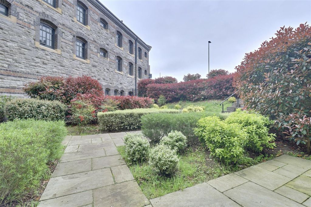 Additional image 12 of 1 bed flat for saleGovernors Walk, Portsmouth PO3
