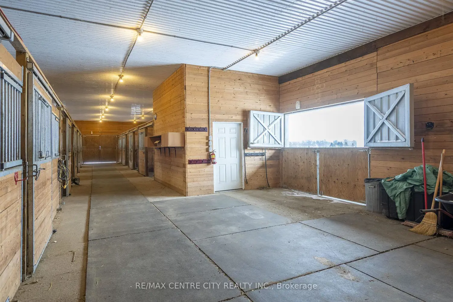 Additional image 18 of 413 Ellis Avenue