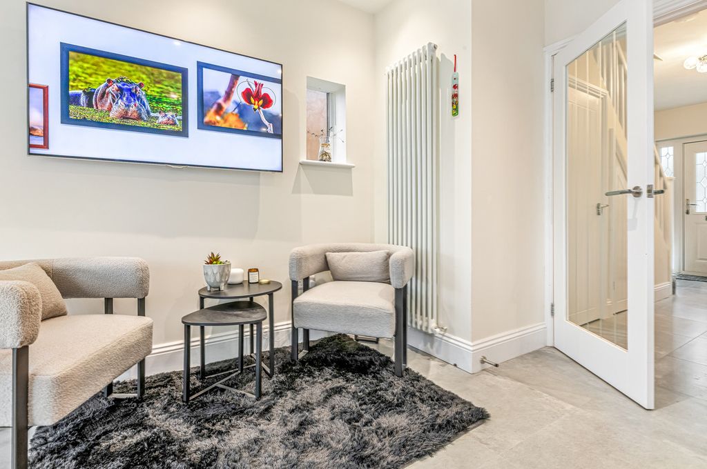 Additional image 7 of 3 bed detached house for salePine Road, Glenfield LE3