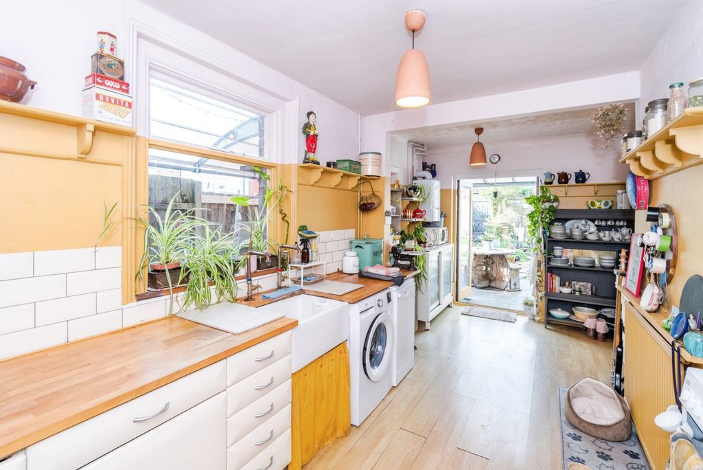 Additional image 6 of 3 bed end terrace house for salePriory Road, Southampton, Hampshire SO17