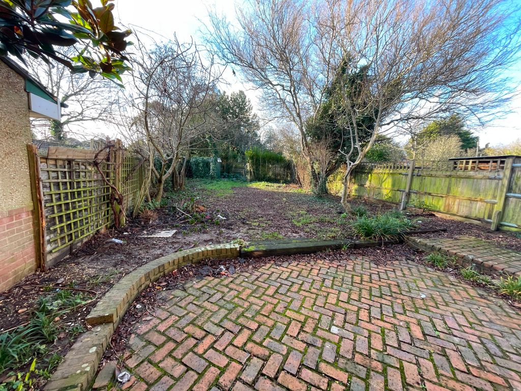 Additional image 4 of 3 bed semi-detached house for saleBlenheim Gardens, Southampton SO17