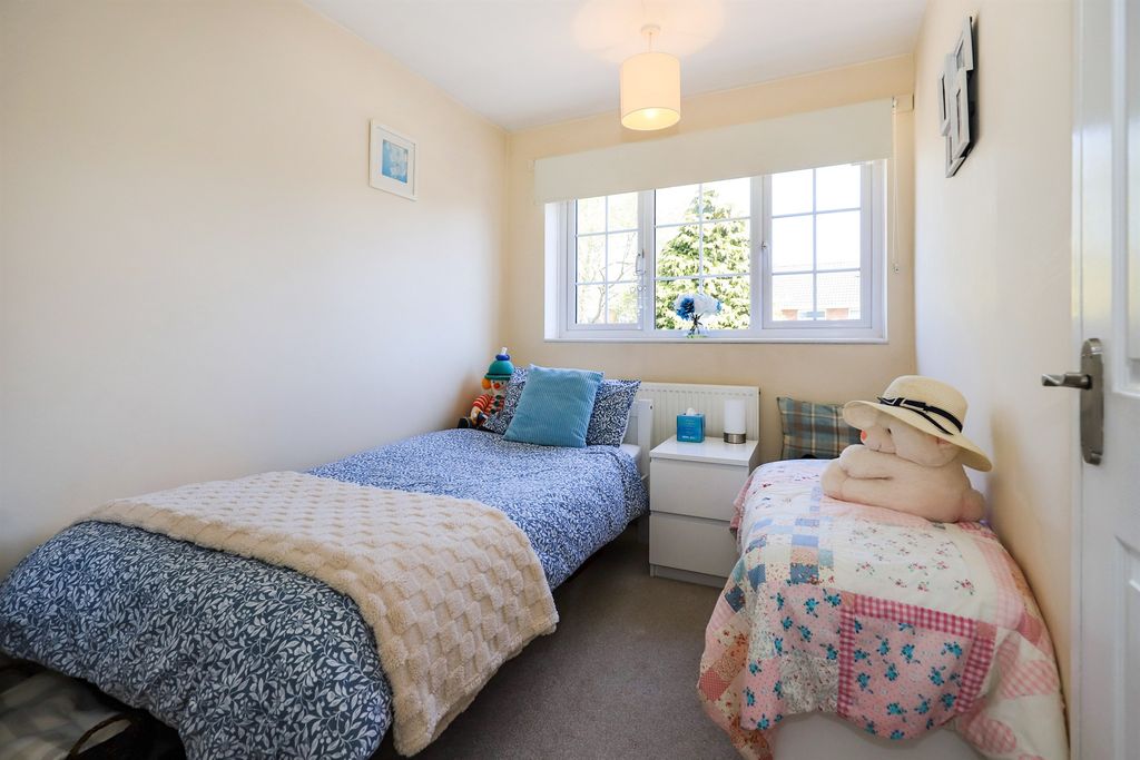 Additional image 10 of 5 bed detached house for saleDursley Close, Willenhall WV12