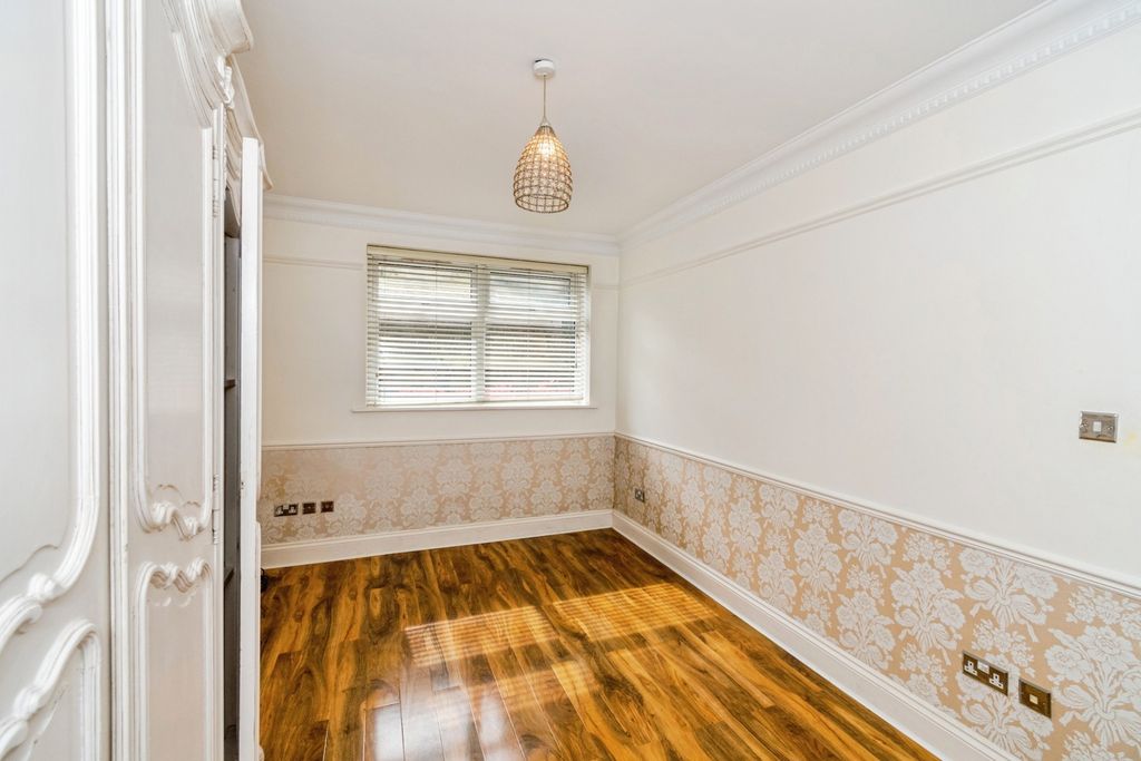 Additional image 9 of 2 bed flat for saleThe Avenue, Southampton, Hampshire SO17