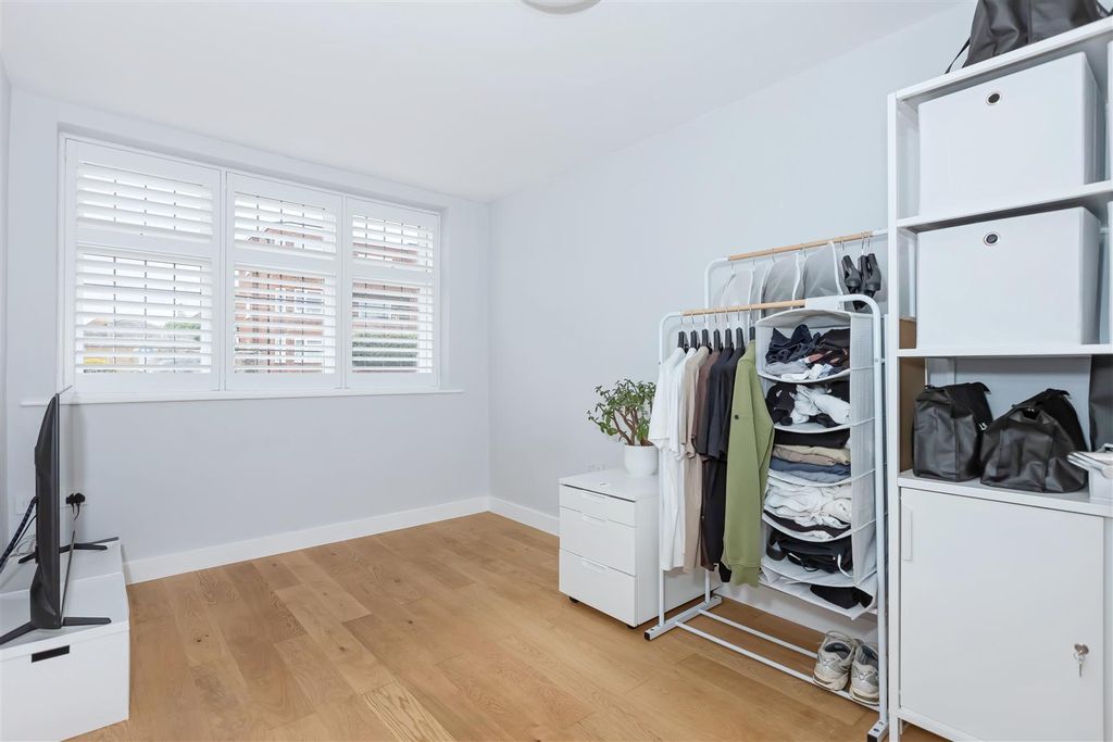 Additional image 16 of 3 bed flat for saleWallace Avenue, Worthing BN11