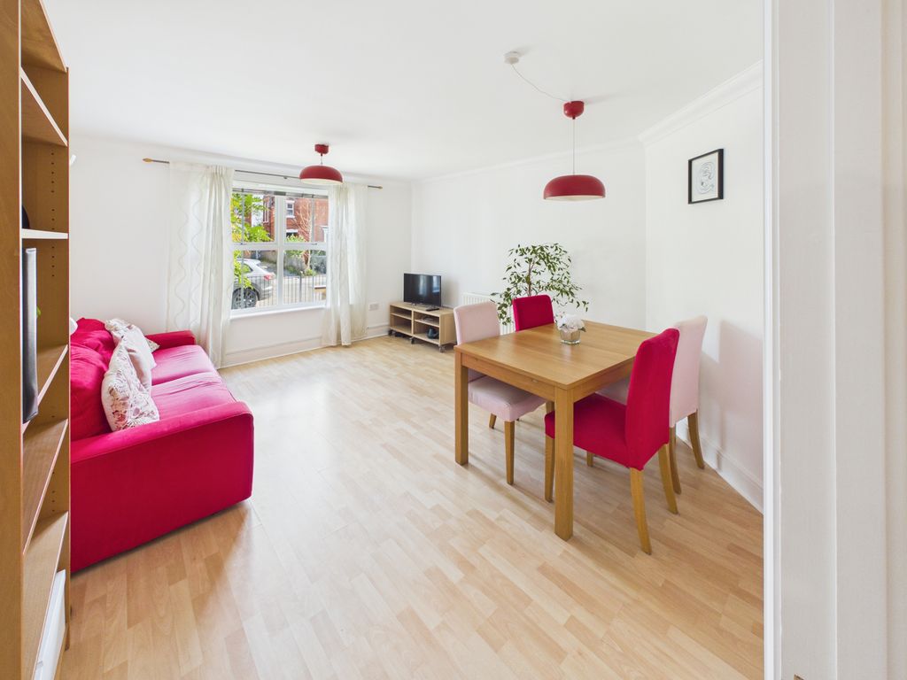 Additional image 2 of 2 bed flat for saleChandler Court, Rose Road, Southampton SO14