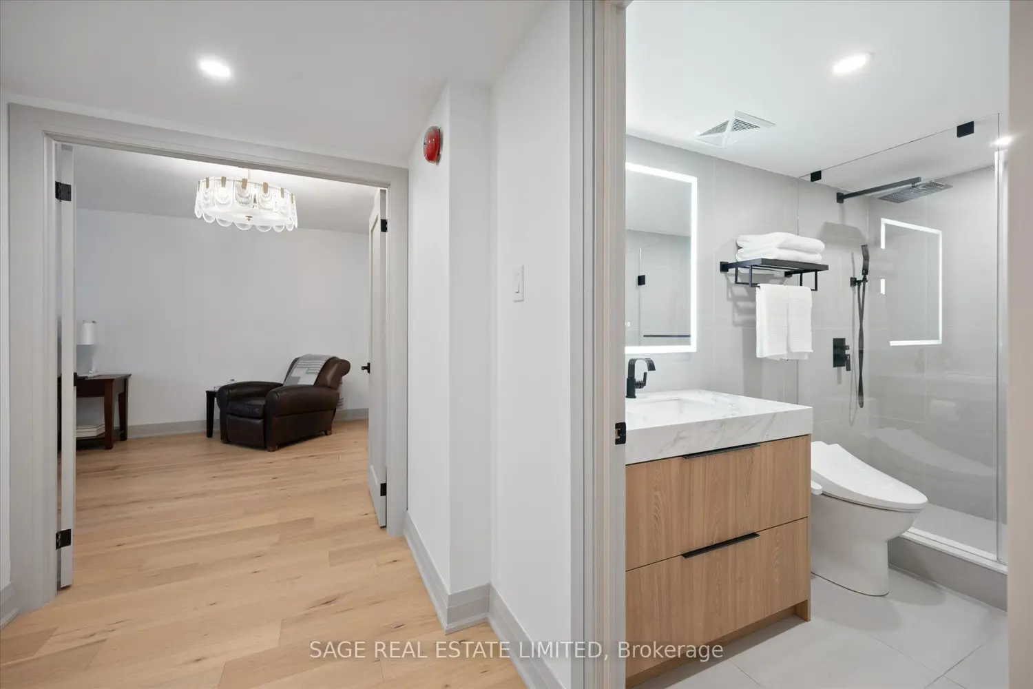 Additional image 10 of 160 Frederick Street 305