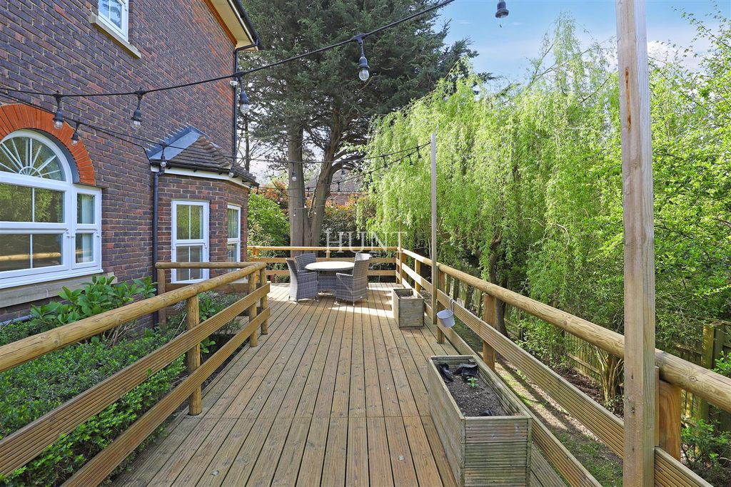 Additional image 26 of 6 bed detached house for saleRegents Drive, Repton Park, Woodford Green, Essex IG8