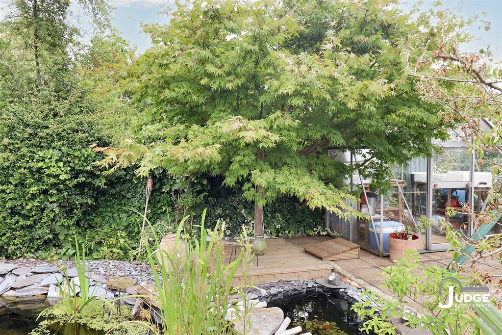 Additional image 37 of 3 bed semi-detached house for saleLedwell Drive, Glenfield, Leicester LE3