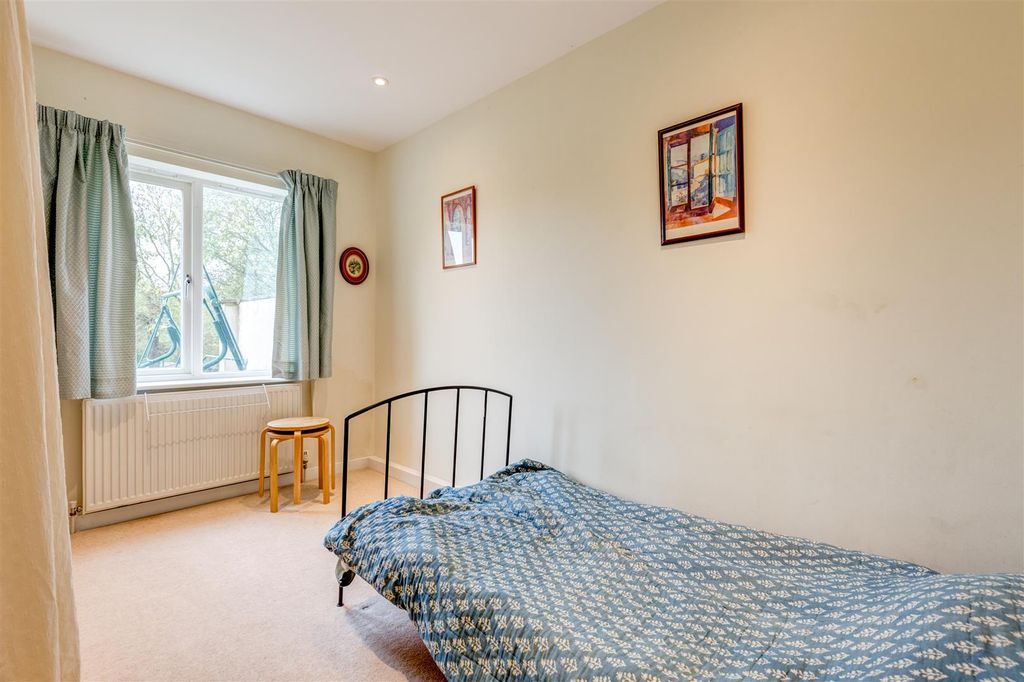 Additional image 6 of 2 bed flat for saleChurchfields, Stonesfield, Witney OX29