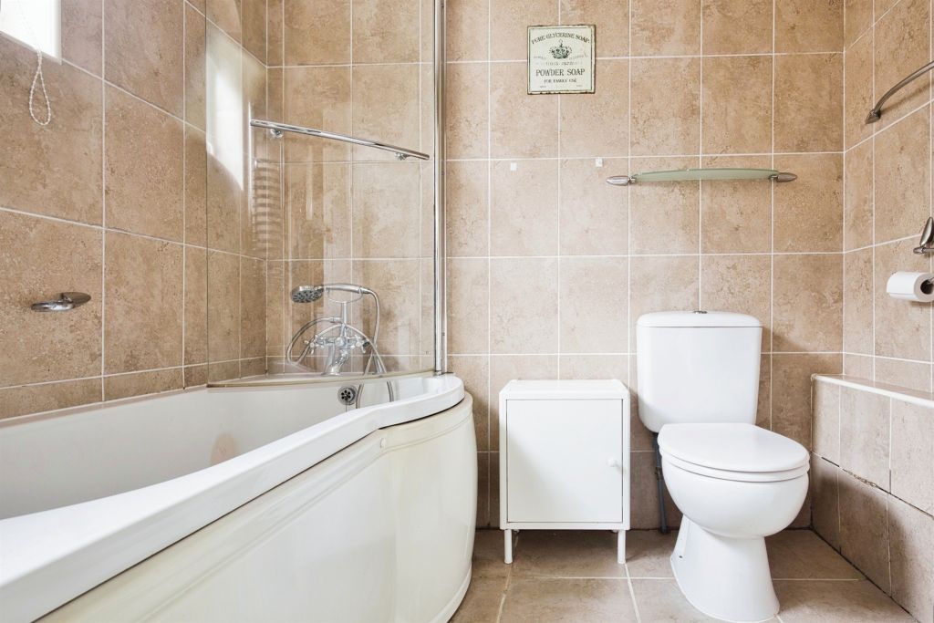 Additional image 17 of 3 bed semi-detached house for saleBourne Road, Alford LN13