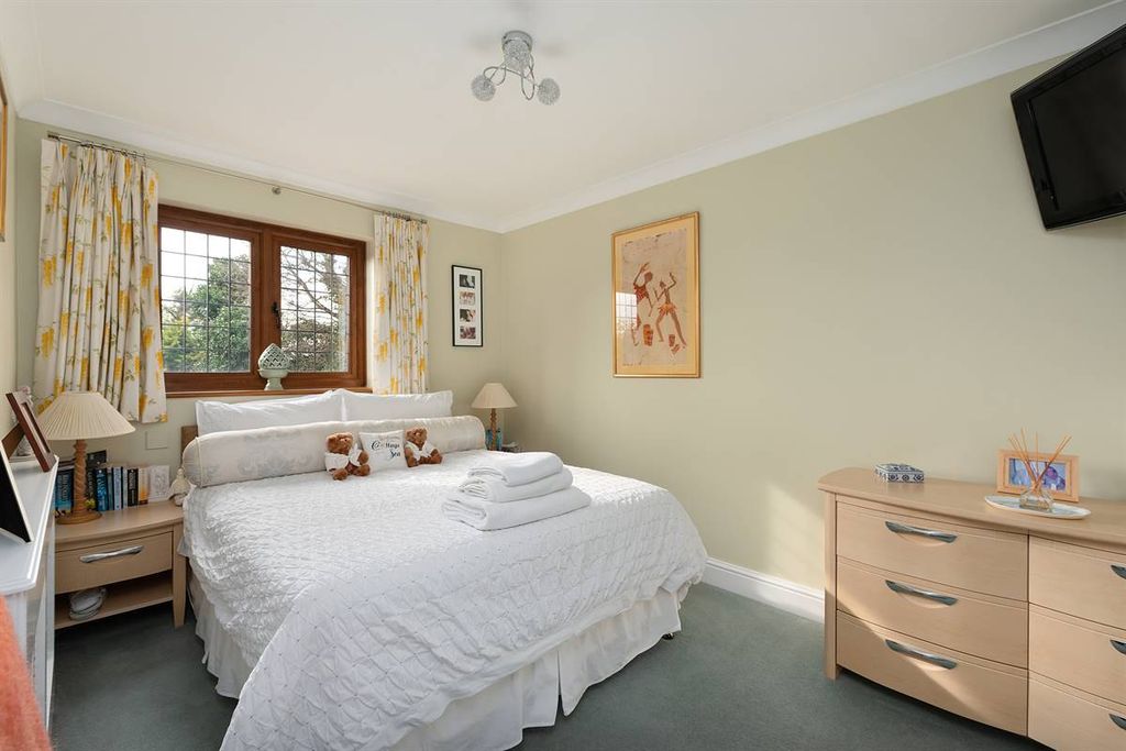 Additional image 18 of 5 bed detached house for saleBoundary Chase, Chestfield, Whitstable CT5