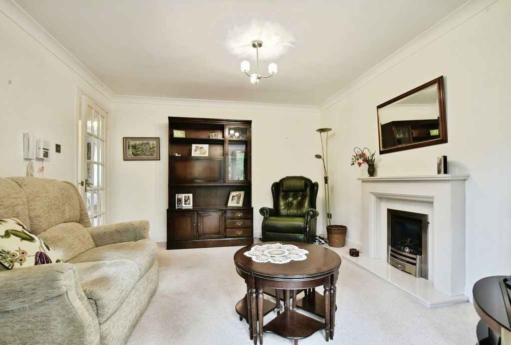 Additional image 13 of 2 bed flat for saleWoodacres Court, Wilmslow, Cheshire SK9