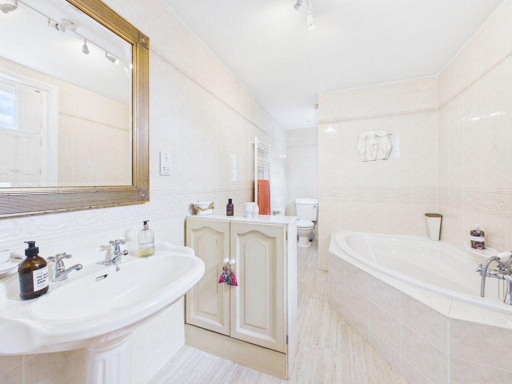 Additional image 20 of 4 bed terraced house for saleAmbrose Place, Worthing BN11
