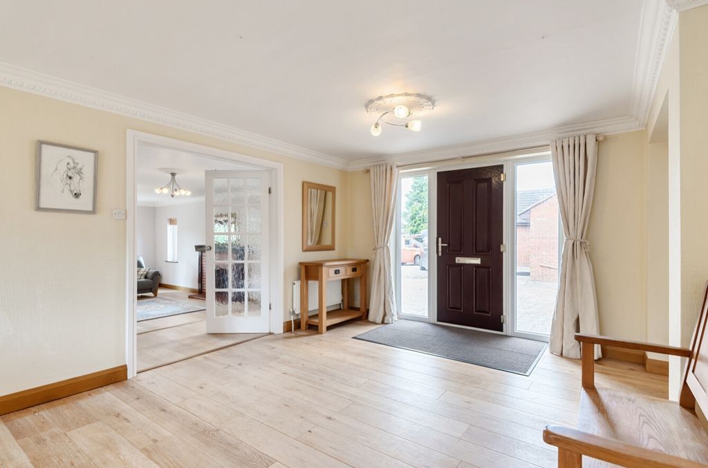 Additional image 3 of 5 bed detached bungalow for saleBack Lane, Colsterworth, Grantham, Lincolnshire NG33