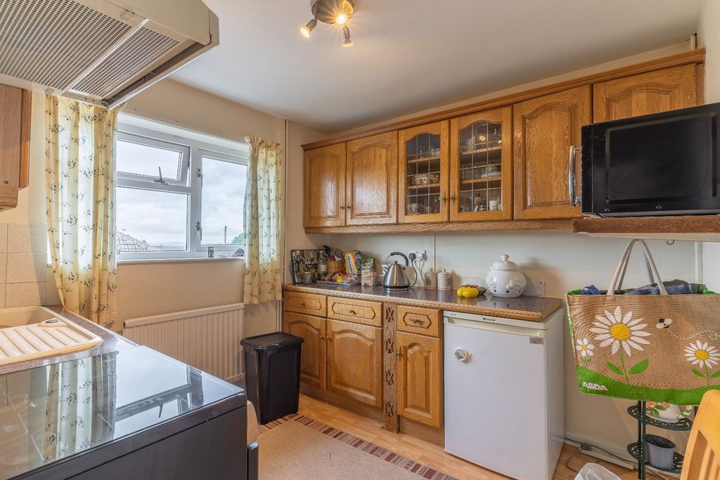 2 bed flat for saleCopperbeech Road, Ketley, Telford, Shropshire TF1 photo 2