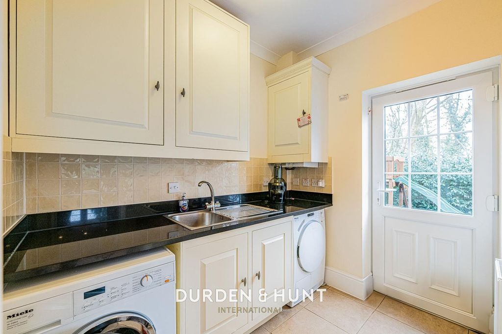 Additional image 9 of 5 bed detached house for saleRegents Drive, Woodford Green IG8