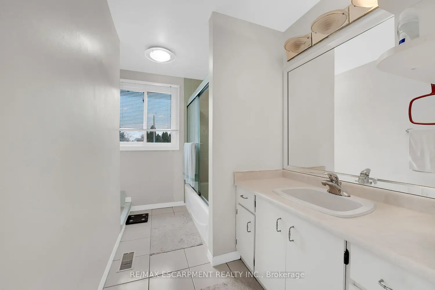 Additional image 11 of 5016 Friesen Boulevard