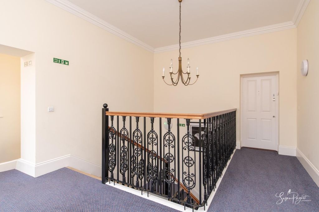 Additional image 21 of 2 bed flat for saleWhitecroft Park, Newport PO30
