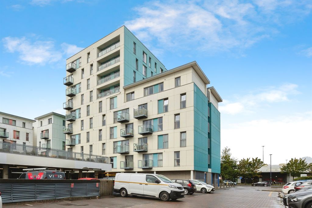 Additional image 17 of 2 bed flat for saleFratton Way, Southsea PO4