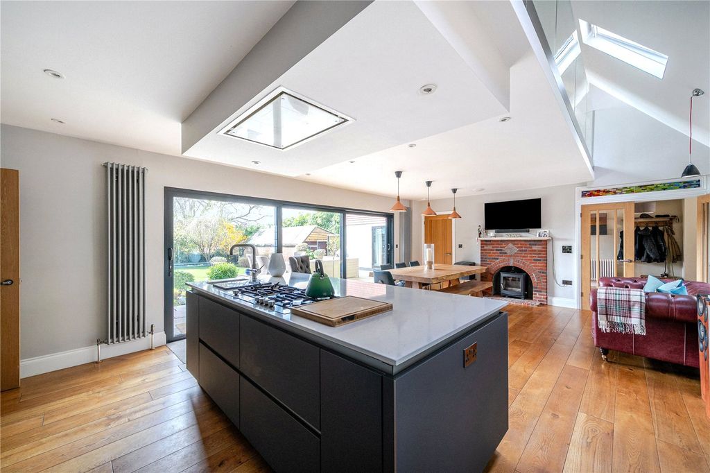 Additional image 4 of 5 bed detached house for saleSaunders Lane, Woking, Surrey GU22