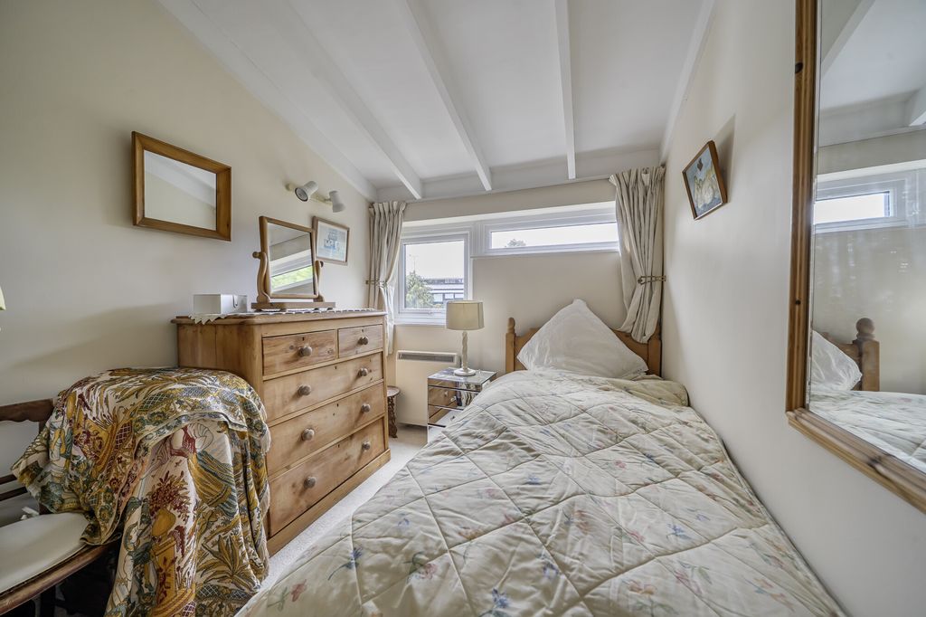 Additional image 10 of 3 bed maisonette for saleEdinburgh Gardens, Windsor SL4