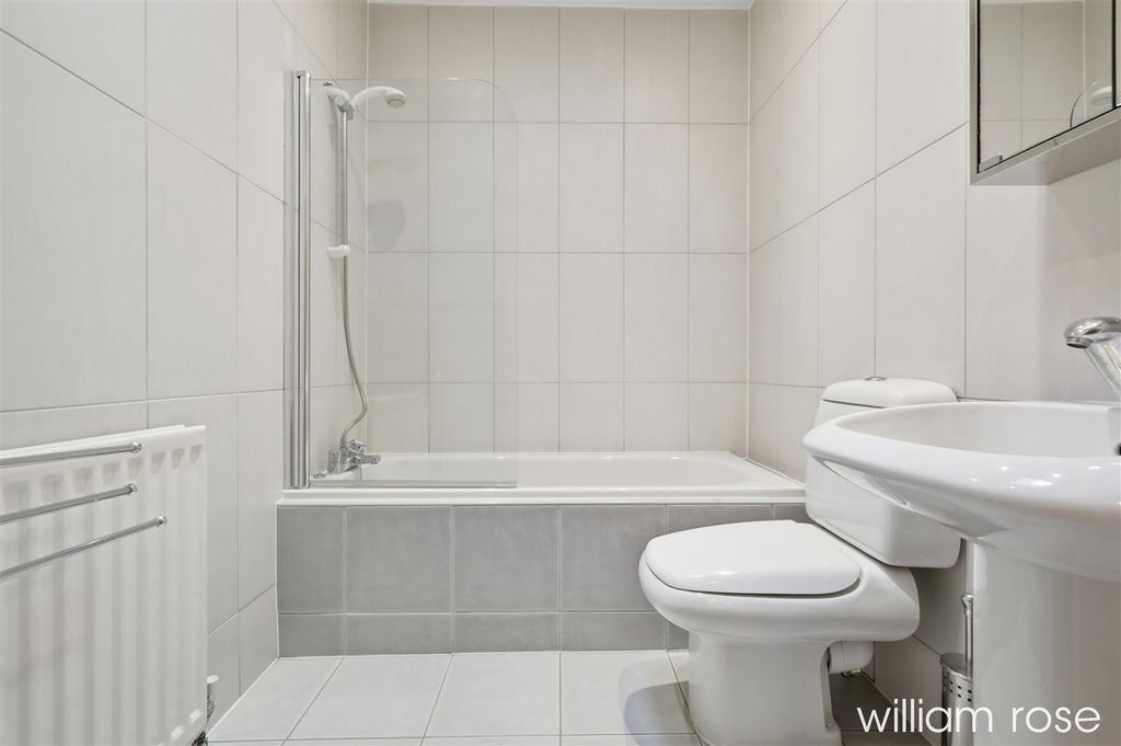 Additional image 28 of 7 bed semi-detached house for saleBroomhill Road, Woodford Green IG8