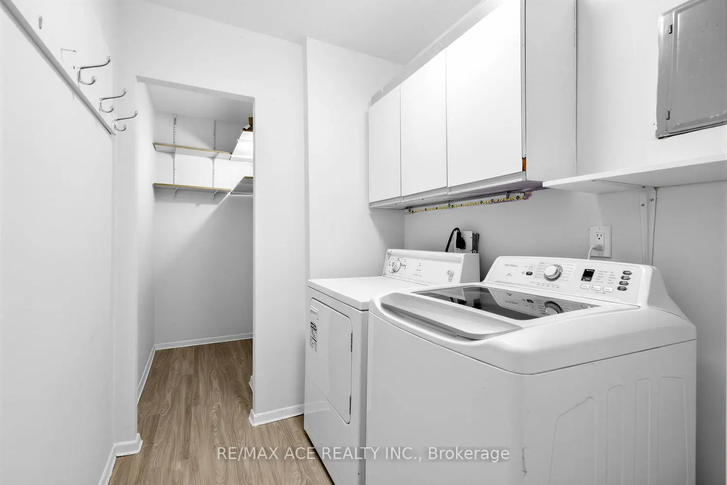 Additional image 17 of 1690 Victoria Park Avenue 204