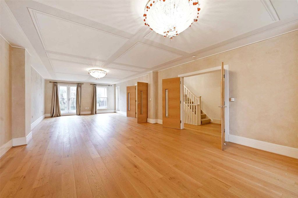 Additional image 5 of 5 bed terraced house for saleClaremont Road, Windsor, Berkshire SL4