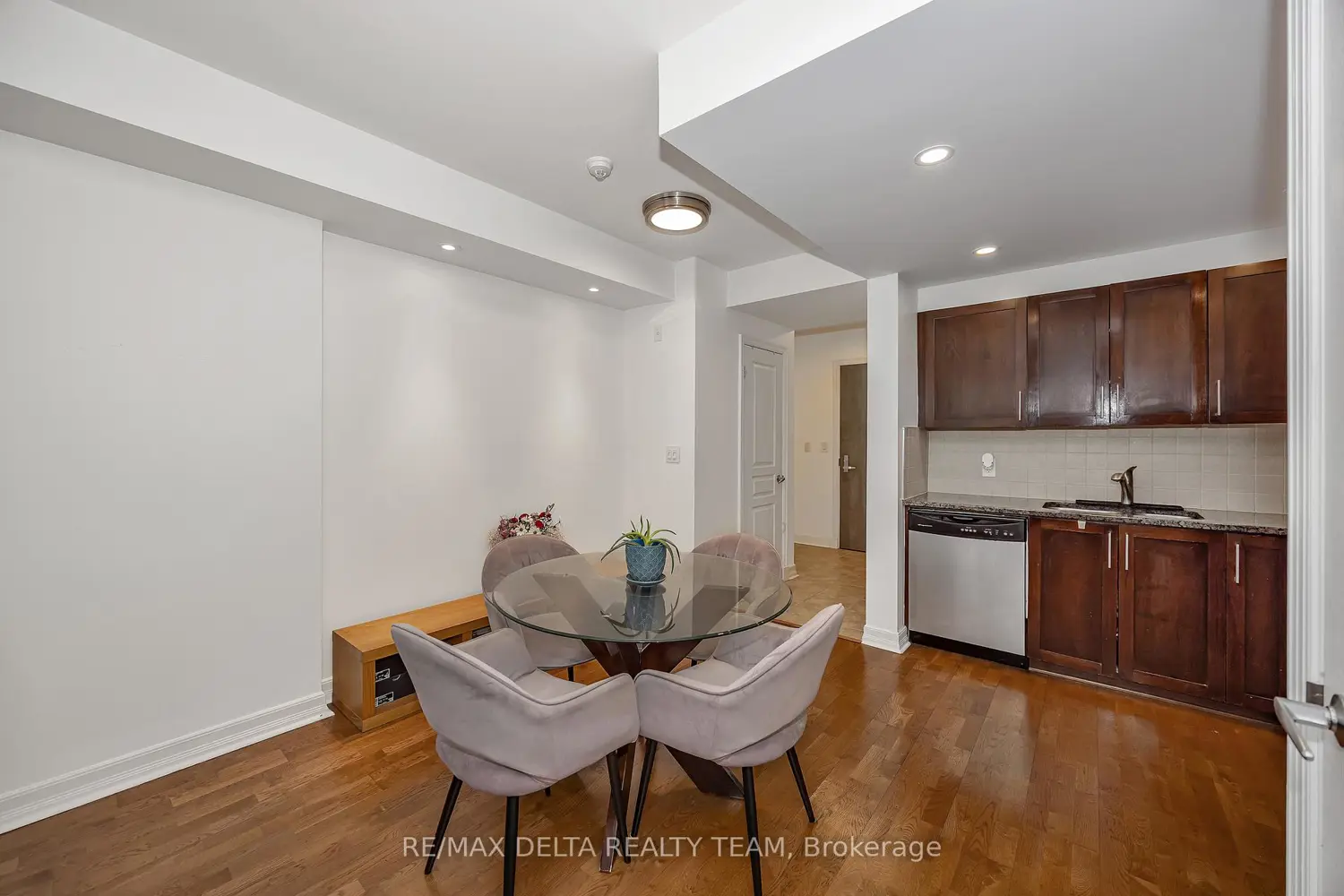 Additional image 8 of 200 Besserer Street 1006