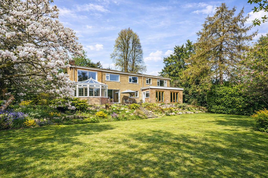 6 bed detached house for saleFernhill Lane, Woking GU22