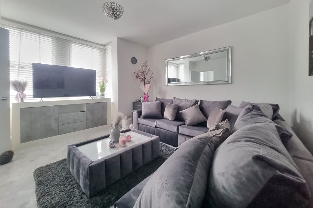 Additional image 4 of 5 bed end terrace house for saleCopnor, Portsmouth PO2