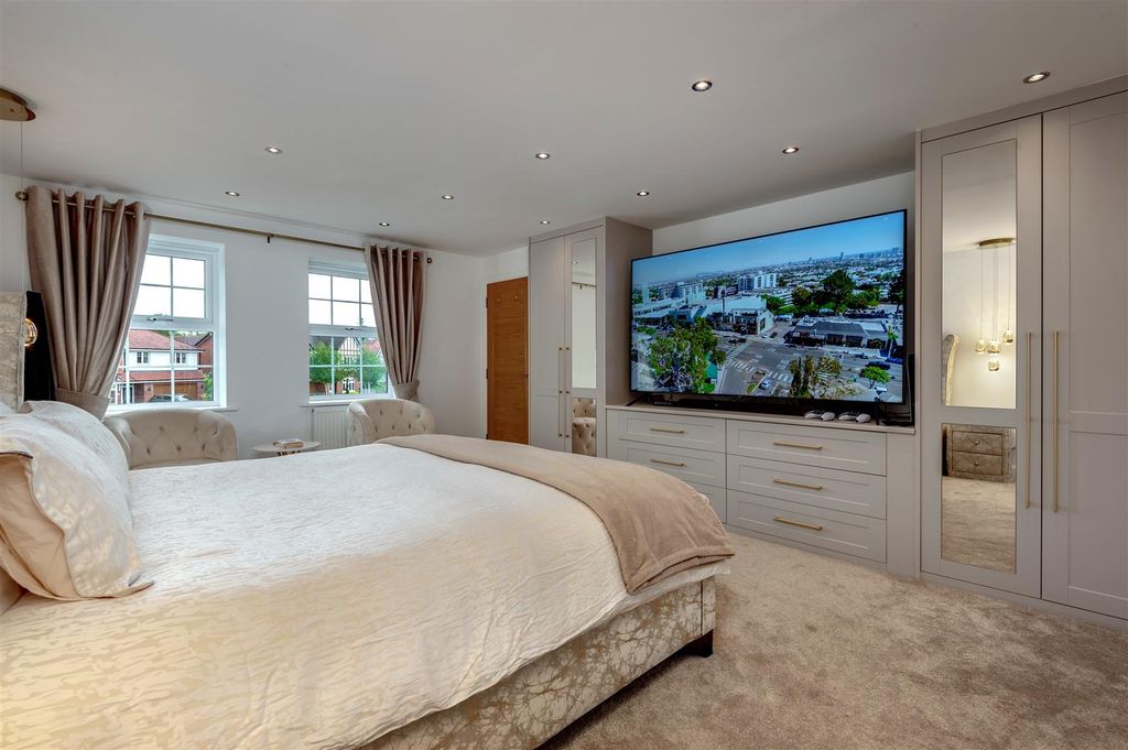 Additional image 18 of 5 bed detached house for saleBramwell Way, Wilmslow SK9