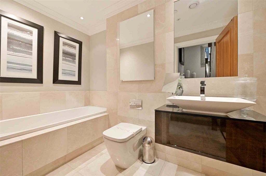 Additional image 22 of 5 bed terraced house for saleKings Road, Windsor, Berkshire SL4