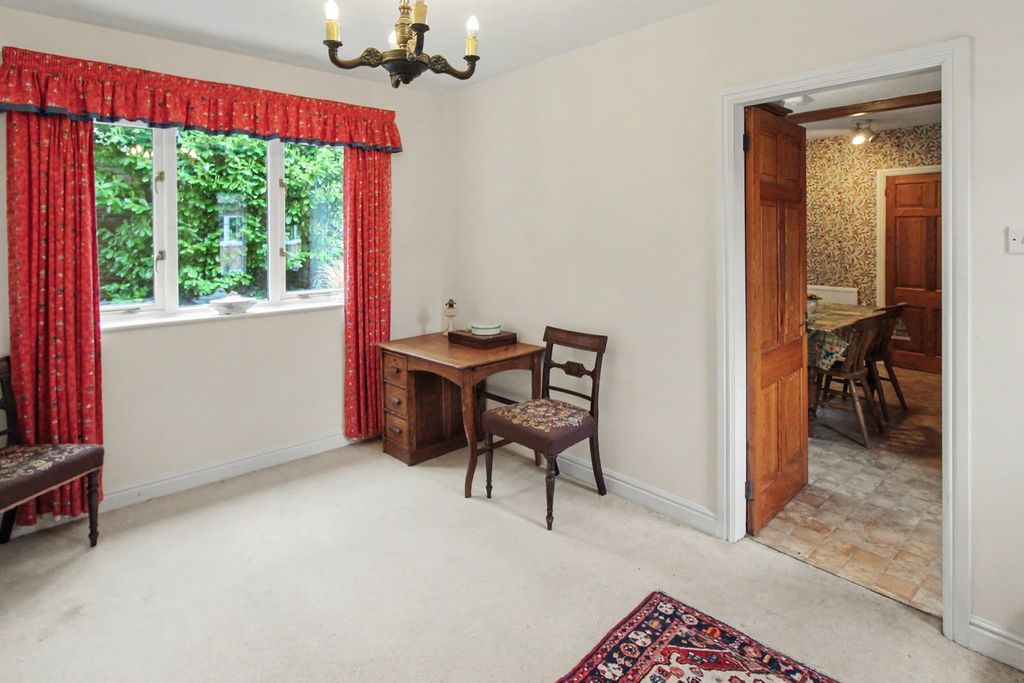 Additional image 6 of 4 bed detached house for saleHome Close, Blaby, Leicester LE8