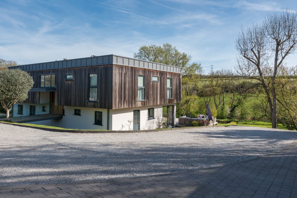 Additional image 23 of 5 bed detached house for saleWoodlands, Fox's Cross Hill, Whitstable CT5