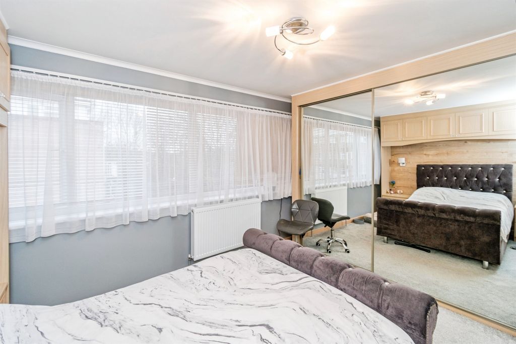 Additional image 13 of 4 bed terraced house for saleBrook Valley, Southampton SO16