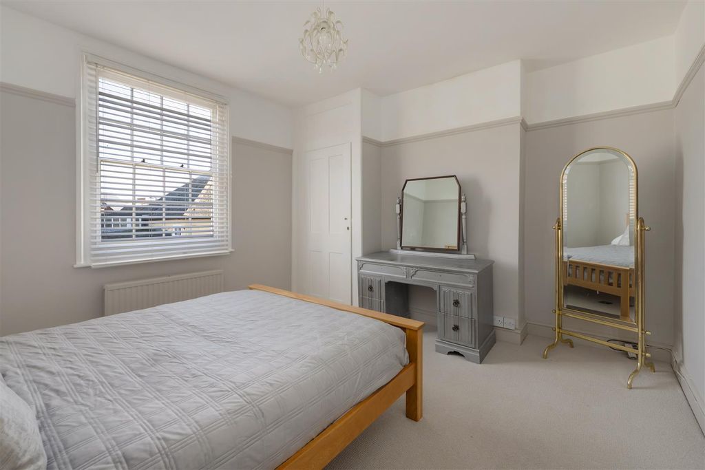 Additional image 17 of 5 bed detached house for saleIsland Wall, Whitstable CT5