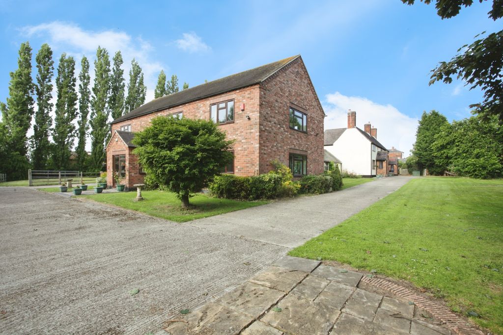 Additional image 4 of 7 bed detached house for saleHinckley Road, Nailstone CV13