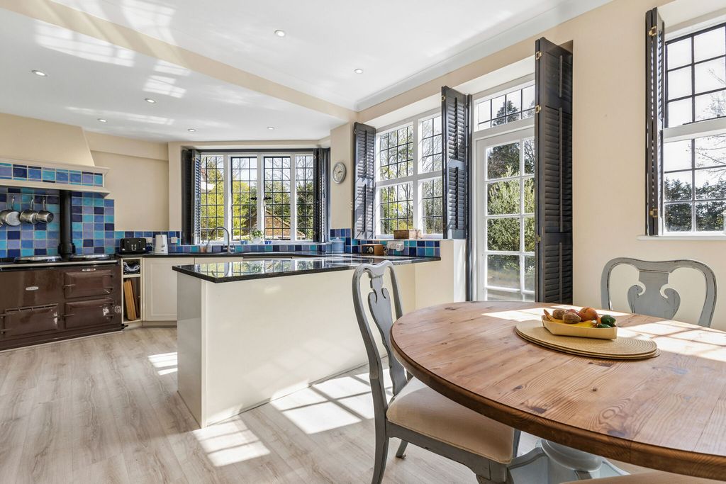 Additional image 6 of 8 bed detached house for saleDanes Hill, Woking GU22